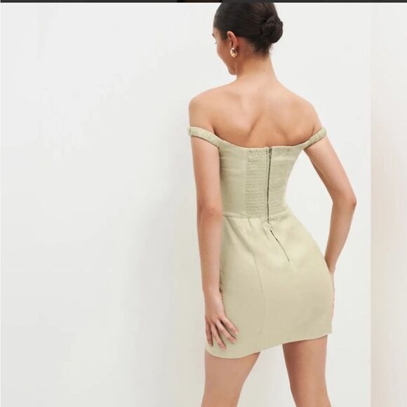 Reformation Dress Sawyer Linen Off-Shoulder Mini Green Dried Herbs 10 NWT - Picture 4 of 8